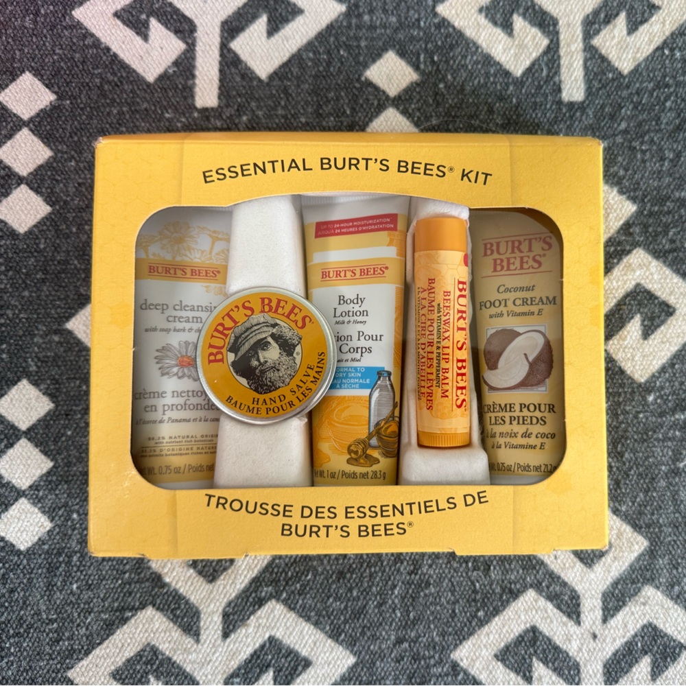 Self Love Spa & Beauty Bundle | MoMA Bag, Burt’s Bees, Nails, Socks + More! - Picture 2 of 8